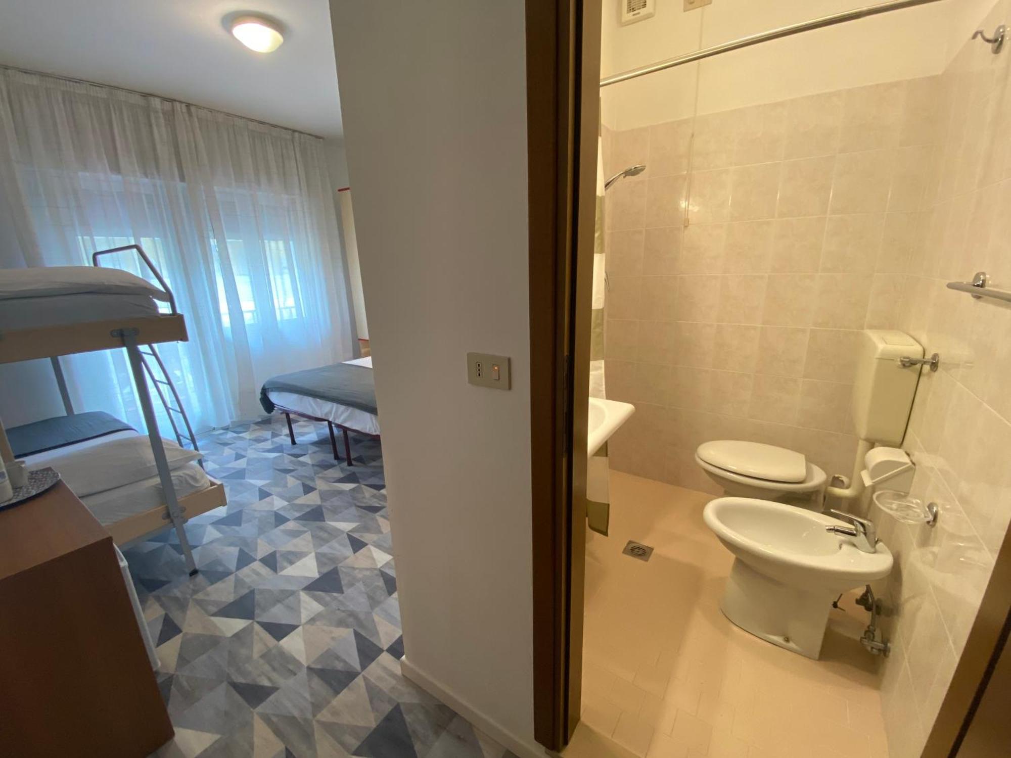 Giovanna Rooms Caorle Pokoj fotografie